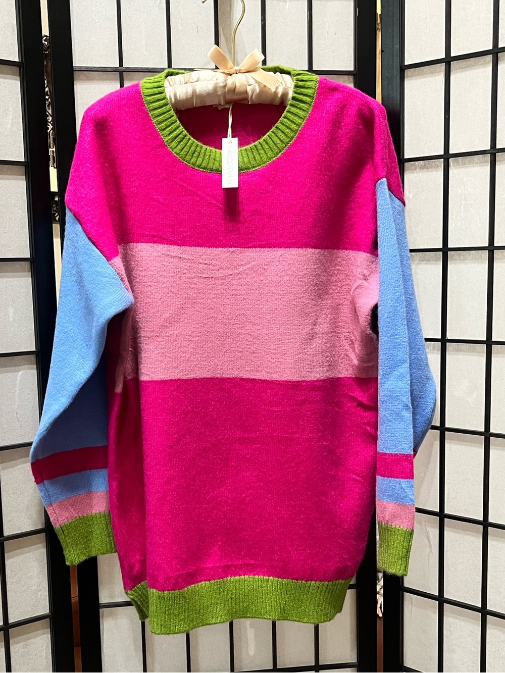 GRACE AND EMMA Colorblock Crewneck Sweater - Pink & Blue SIZE M